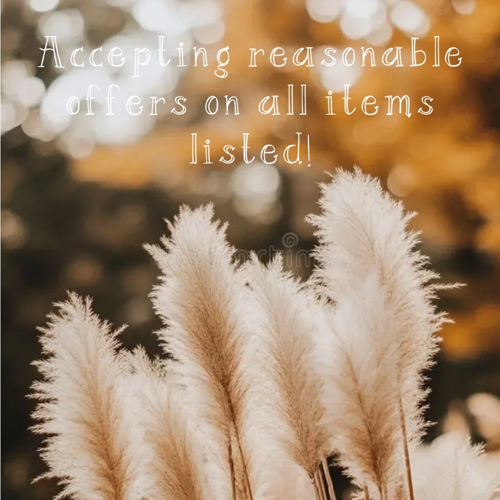 Love the item but not the price? Make an offer now! 🤎
